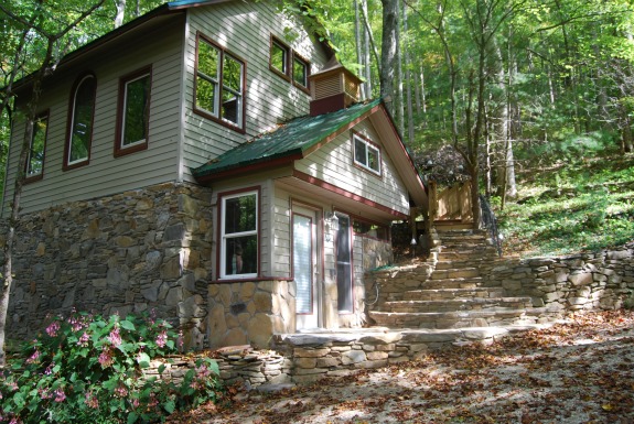 Eco Cabin Smoky Mountain Rose Manor